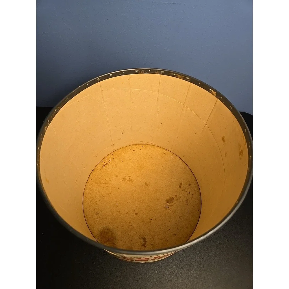 BON TON VINTAGE CARDBOARD Paper‎ POTATO CHIP ADVERTISING CONTAINER YORK PA
